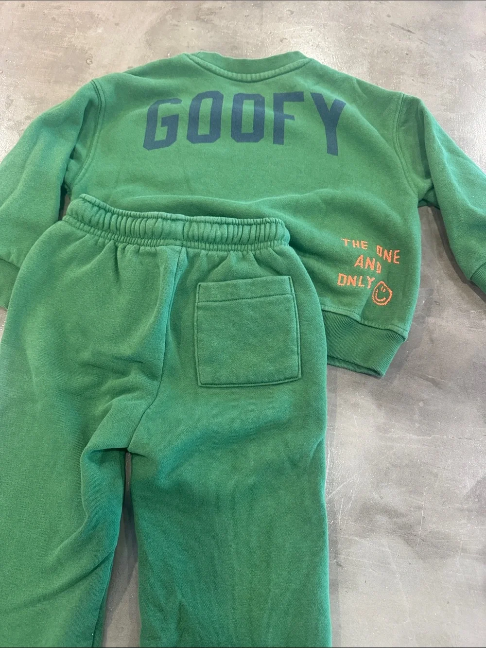 GAP Kids Green Goofy Fleece Jogging Set